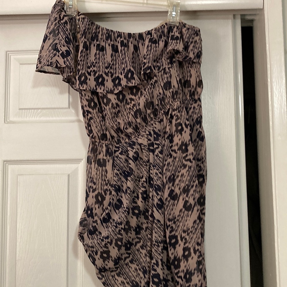 One shoulder dress